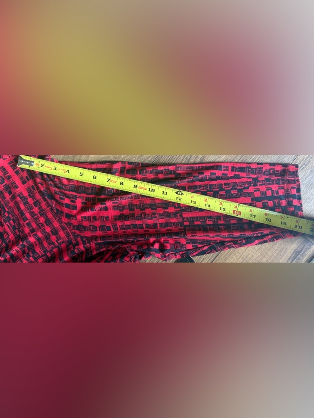 JM Collection 3X Plus Red Black Abstract Tunic Top 3/4 Sleeve NWT - Picture 8 of 9